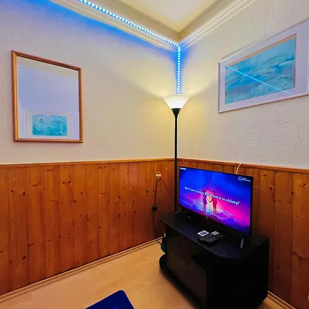 Chloe Ll Apartamento *