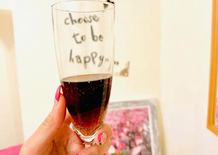 Chloe Ll Apartament