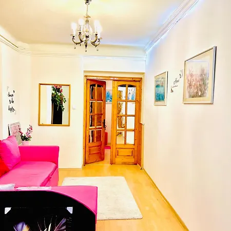 Chloe Ll * Budapešť
