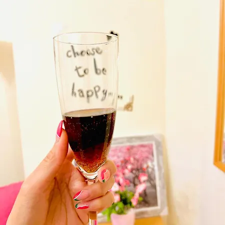Chloe Ll Apartmán