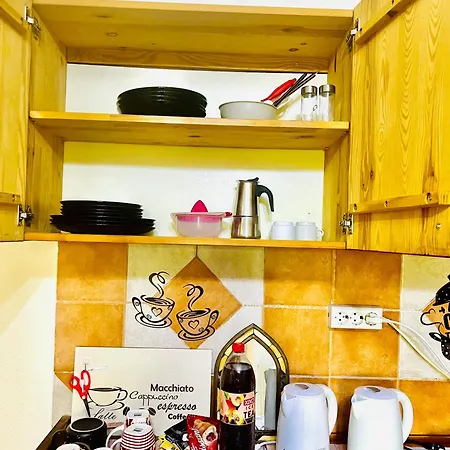 Chloe Ll Apartmán *